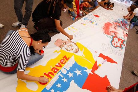 Chávez retoma las tareas de Gobierno: ha dado instrucciones y está atento a la jornada electoral.