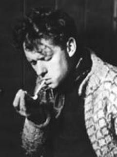 Dylan Thomas: 'Cualquier cosa que esté oculta debería desnudarse'