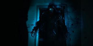 BOX OF SHADOWS (aka THE GHOSTMAKER)