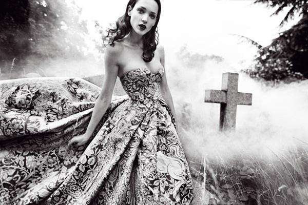 Giles Deacon x Glamour