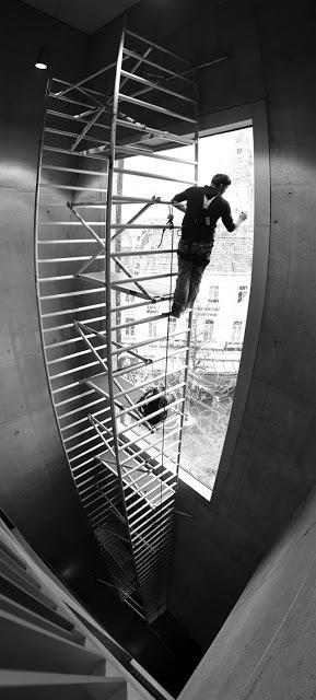 La ventana gigante dibujada de Strook