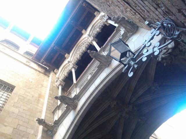 Feria de Santa Llúçia y Barrio Gótico de Barcelona.