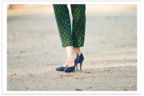 look-pantalones-geometricos-y-perfecto