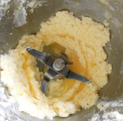 Masa de empanadas dorada