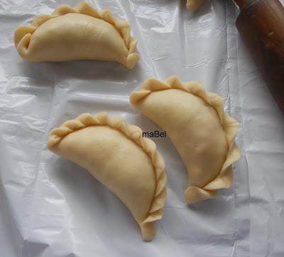 Masa de empanadas dorada