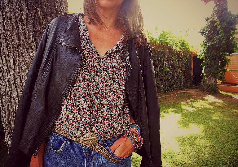 Pantalon recto vaquero y biker