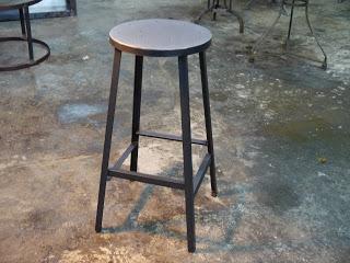 Muebles fabricados en abril 2012