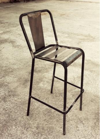 Nuevo modelo de taburete de Dadra