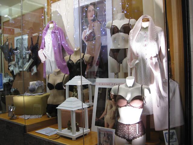 Nuevo escaparate con licencia para...Seducir!