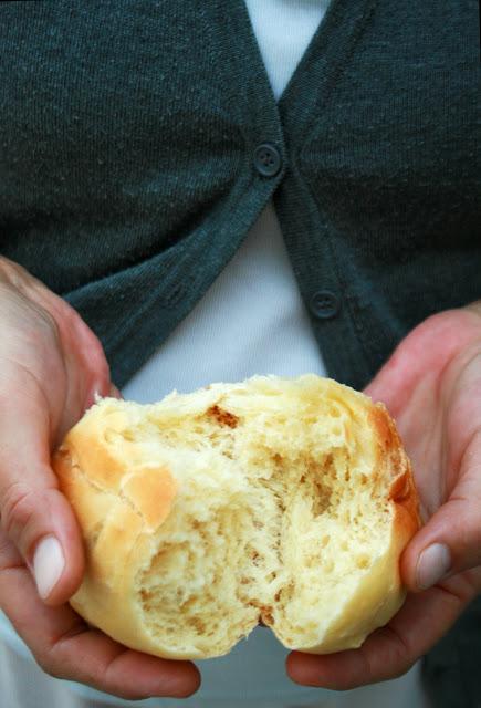 Pan con Mantequilla, Ajo y Perejil.