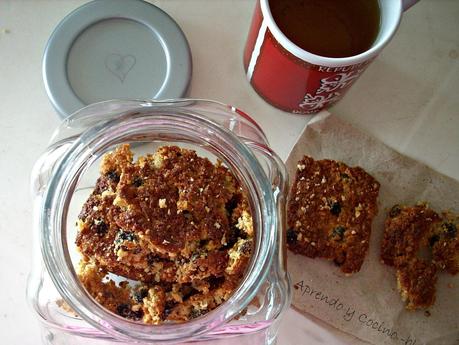 Galletas de ron pasas y avena / Rum Raisin Oatmeal Cookies