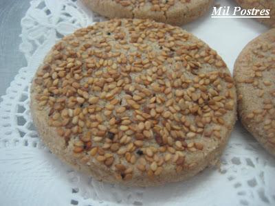 Mantecados de ajonjolí y canela