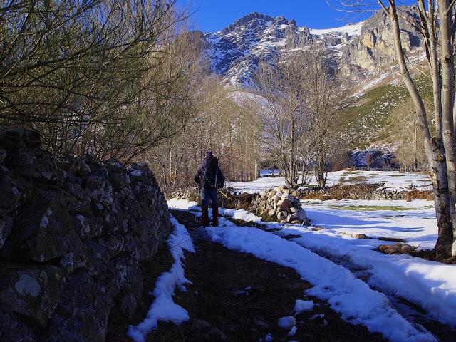 circular y ascenso al pico san justo