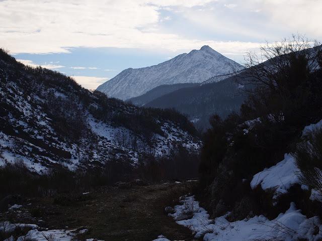 circular y ascenso al pico san justo