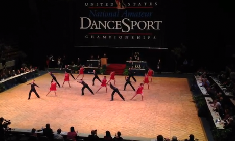 Pedazo de coreografía tributo a Michael Jackson Pedazo de coreografía tributo a Michael Jackson