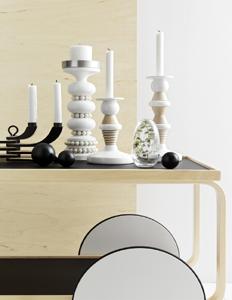 Between white, black & wood