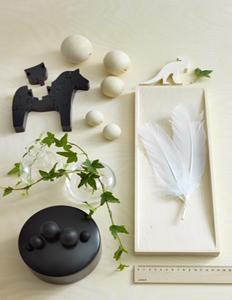 Between white, black & wood