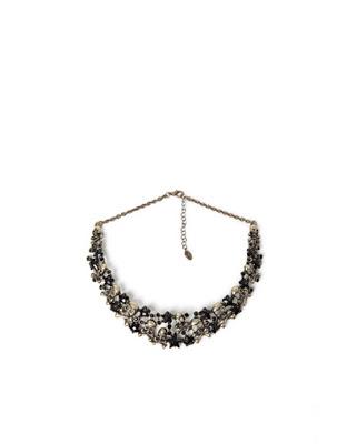 Lo último en completos; Collares