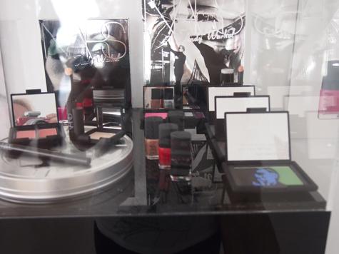 COLECCIÓN ANDY WARHOL, DE NARS Y APLICACIÓN PARA CUSTOMIZAR TU PERFIL EN FACEBOOK CON SU ESTÉTICA