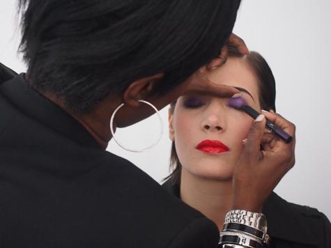 COLECCIÓN ANDY WARHOL, DE NARS Y APLICACIÓN PARA CUSTOMIZAR TU PERFIL EN FACEBOOK CON SU ESTÉTICA