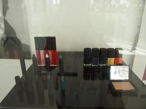 COLECCIÓN ANDY WARHOL, DE NARS Y APLICACIÓN PARA CUSTOMIZAR TU PERFIL EN FACEBOOK CON SU ESTÉTICA