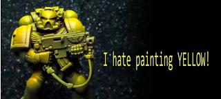 Marine Espacial pintado de amarillo