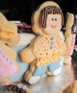 TARTA METRERA CON GALLETITAS CUKIS Y CENITA DE NAVIDAD CON MIS COMPIS