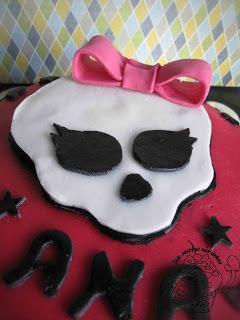 TARTA MONSTER HIGH
