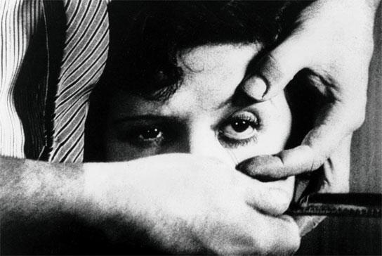 Luis Buñuel, seccionando la realidad (con cuchilla de afeitar)