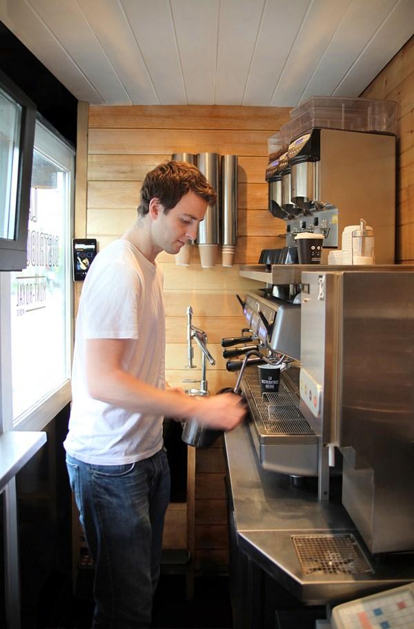 identidad de la distributrice