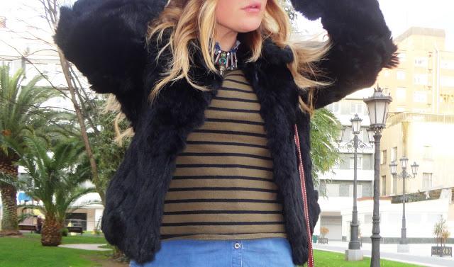 HAT AND VINTAGE COAT