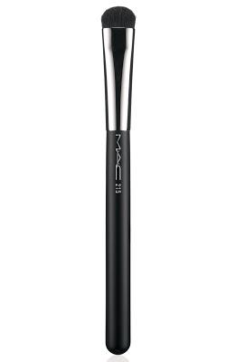 pressed_PIGMENTS_M.A.C_BRUSH_215_03