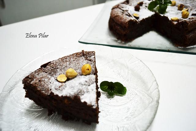 Tarta de trufa y avellana