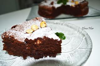 Tarta de trufa y avellana