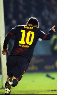 El fútbol, como siempre, es decisión de Messi.