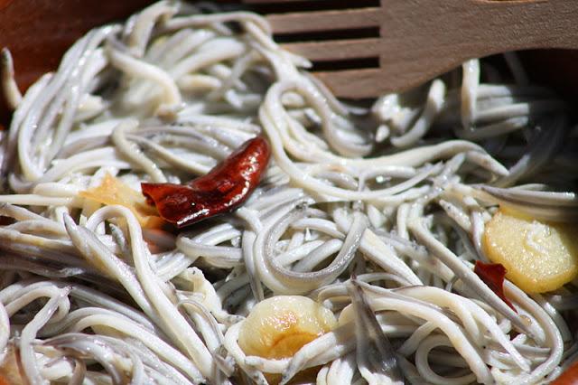 ANGULAS A LA BILBAÍNA