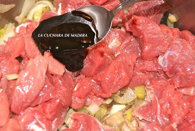 MAGRO CON PUERROS Y SETAS