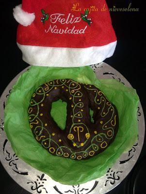 Anguila de mazapán y chocolate