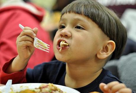 Los niños deben cenar liviano en Navidad