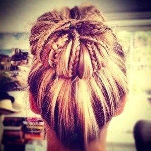 Inspiration: hairstyles.