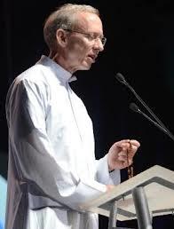 MARÍA, ESTRELLA DE LA EVANGELIZACIÓN. P. Phalan: ''La familia que reza unida permanece unida''