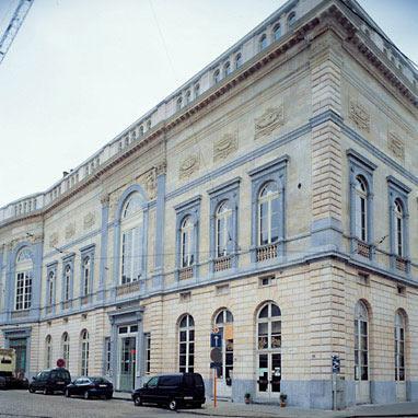 MANOS - UNA ÓPERA. DOS CIUDADES.