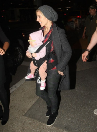 Elsa Pataky se corta la melena. Cambio de estilo radical