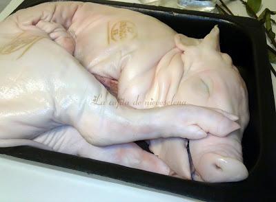 Cochinillo asado al estilo Cándido