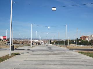 Segundo tramo del corredor verde a su paso por Valdefierro, Zaragoza.