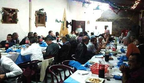 Misión Cristiana de Fuerteventura agasajó en Nochebuena a vecinos necesitados