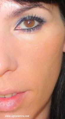 Look paso a paso con pigmentos y glitters.