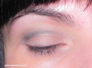 Look paso a paso con pigmentos y glitters.