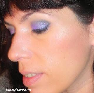 Look paso a paso con pigmentos y glitters.