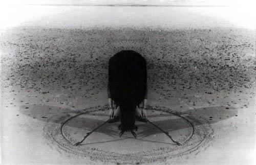 Reseña: El mensaje del mal, de César Fernández García